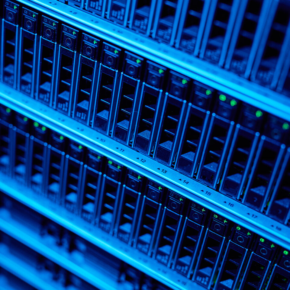 data-centers-IT-image-02